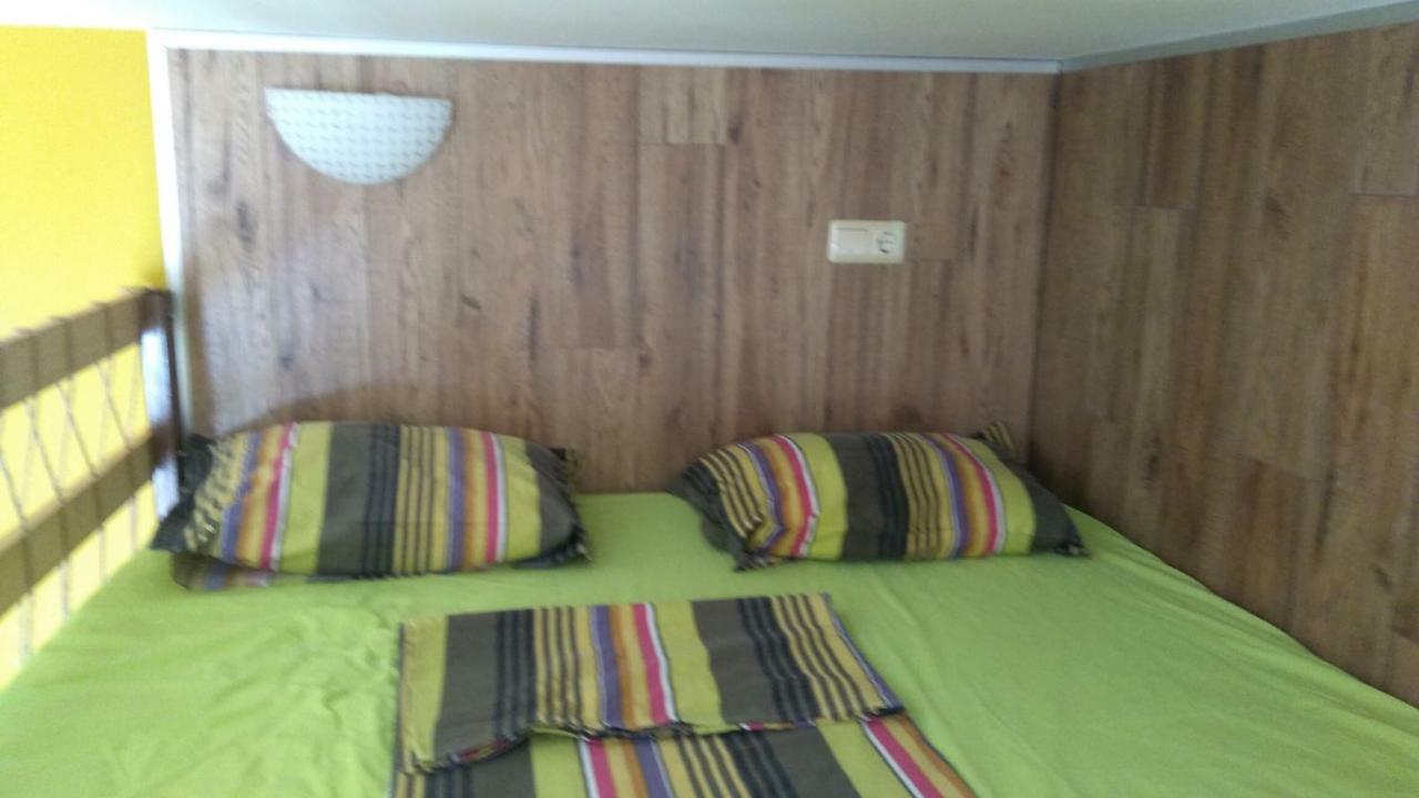 Hemingway Rooms In Happy Beach Varna Bagian luar foto